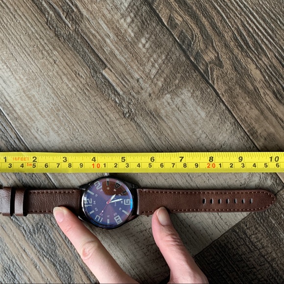 Watch - Picture 11 of 14